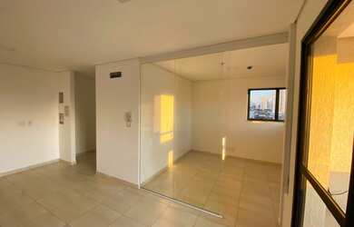 Imagem: O depósito possui 1 Vaga na garagem, 34m² de Área e está