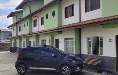 Imagem: A casa em condomínio possui 2 Dormitórios, 2 Banheiros, 2