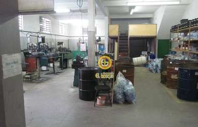 Imagem: O depósito possui 700m² de Área e está localizado em Vila