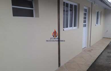 Imagem: A casa possui 1 Dormitório, 1 Banheiro, 45m² de Área e está