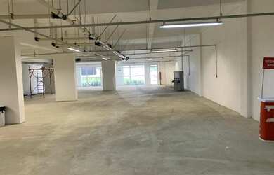 Imagem: O depósito possui 400m² de Área e está localizado em Vila