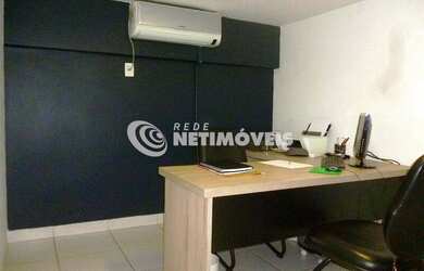 Imagem: O depósito possui 102m² de Área e está localizado em Belvedere