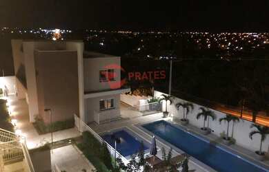 Imagem: O apartamento possui 2 Dormitórios, 2 Banheiros, 2 Vagas na