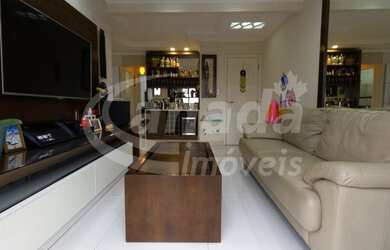 Imagem: O apartamento possui 4 Dormitórios, 4 Banheiros, 2 Vagas na