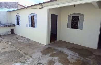 Imagem 3: Brazil Imobiliária Vende Lote com 02 Moradias na Quadra 309 de Santa...