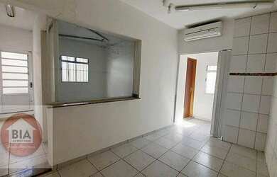 Imagem: O depósito possui 50m² de Área e está localizado em Vila