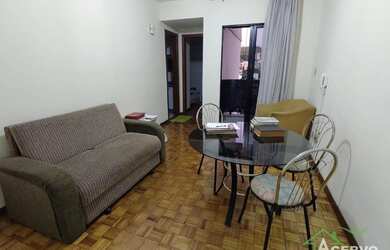 Imagem: O apartamento possui 1 Dormitório, 1 Banheiro, 1 Vaga na garagem