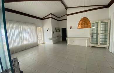 Imagem 1: Linda Casa, 6 Suítes, Frente a Praia, Pé na Areia, Condomínio Arauá,...