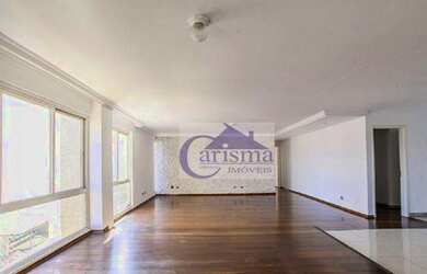 Imagem: O apartamento possui 4 Dormitórios, 4 Banheiros, 1 Vaga na