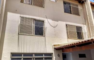 Imagem 2: Casa para Venda em Goiânia / GO no bairro Setor Bueno - 2051350