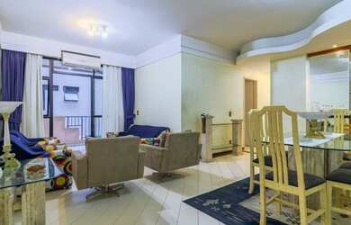 Imagem: O apartamento possui 4 Dormitórios, 3 Banheiros, 2 Vagas na