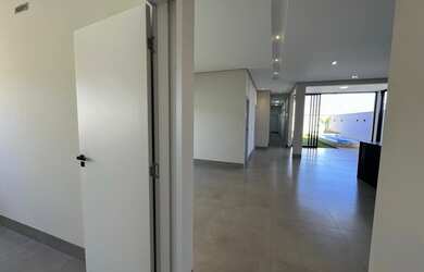 Imagem 2: Casa em condomínio Zona Sul com 3 suítes à venda, 195 m² por R$ 1.390.000...