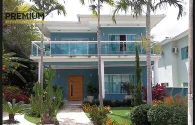 Imagem: A casa em condomínio possui 4 Dormitórios, 4 Banheiros, 2