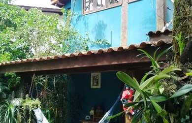 Imagem: A casa possui 3 Dormitórios, 3 Banheiros, 3 Vagas na garagem