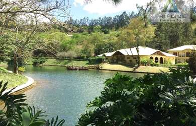 Imagem: O terreno possui 800m² de Área e está localizado em Salvaterra