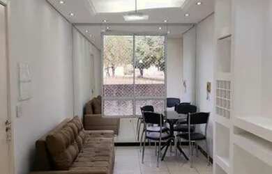 Imagem: O apartamento possui 2 Dormitórios, 1 Banheiro, 1 Vaga na garagem