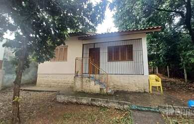 Imagem: A casa possui 2 Dormitórios, 1 Banheiro, 69m² de Área, Imóvel