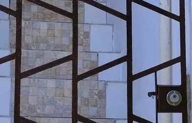 Imagem: A casa possui 1 Dormitório, 1 Banheiro e está localizado