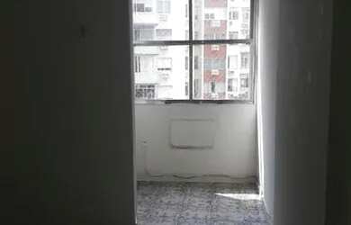 Imagem: O apartamento e possui 1 Dormitório, Suítes, 1 Banheiro