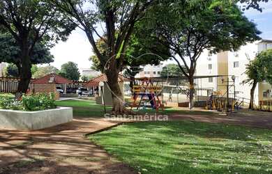 Imagem: O apartamento possui 3 Dormitórios, 1 Banheiro, 1 Vaga na garagem