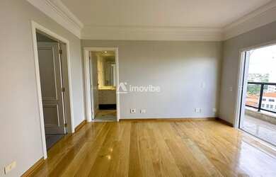 Imagem: O apartamento possui 4 Dormitórios, 5 Banheiros, 4 Vagas na