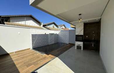 Imagem 13: Casa na Quadra 507 Sul. Piscina, Churrasqueira, 170m² de Áreae3 Vagas...