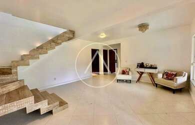 Imagem 2: Casa para aluguel, 4 quartos, 2 suítes, 5 vagas, Jardim Mariléa - Rio das Ostras/RJ