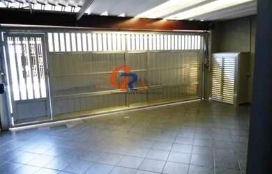 Imagem: A casa possui 2 Dormitórios, 2 Banheiros, 2 Vagas na garagem