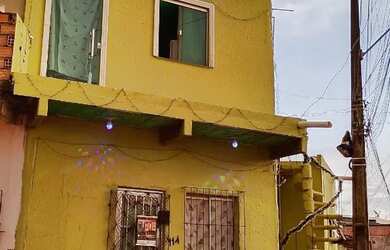 Imagem: A casa possui 1 Dormitório, 2 Banheiros e está localizado