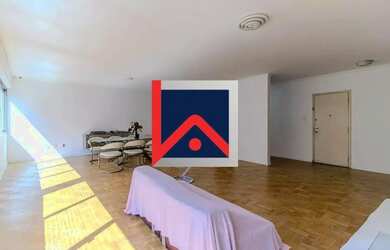 Imagem: O apartamento possui 4 Dormitórios, 4 Banheiros, 2 Vagas na