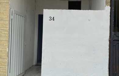 Imagem: A casa possui 1 Dormitório, 1 Banheiro, 50m² de Área e está