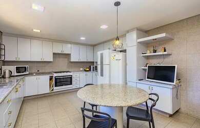 Imagem 10: Casa com 4 dormitórios para alugar, 716 m² por R$ 18.500/mês - São...