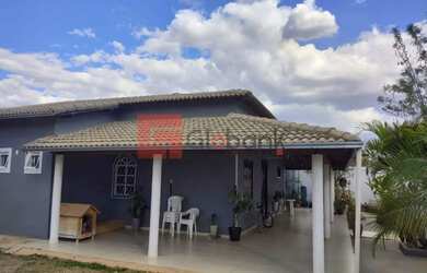 Imagem 14: Casa em Montes Claros, no bairro Jaraguá, à venda