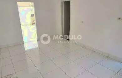 Imagem 13: Casa disponivel para locação no bairro Marta Helena