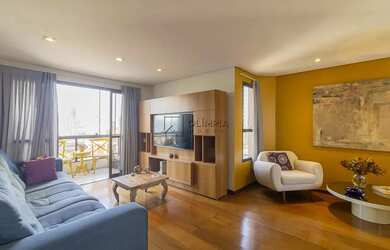 Imagem: O apartamento possui 4 Dormitórios, 3 Banheiros, 3 Vagas na