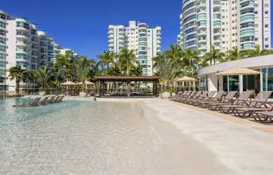 Imagem: O apartamento possui 4 Dormitórios, 5 Banheiros, 3 Vagas na