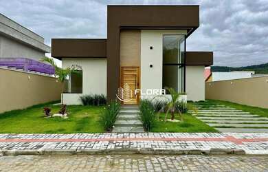 Imagem: A casa em condomínio possui 3 Dormitórios, 2 Banheiros, 2