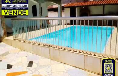 Imagem: A casa possui 5 Dormitórios, 3 Banheiros, 5 Vagas na garagem