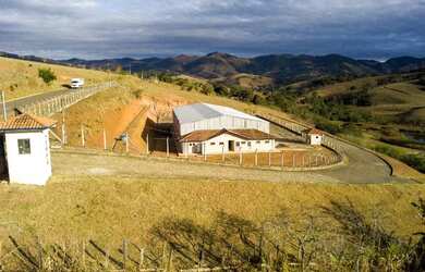 Imagem 1: Galpão/Depósito/Armazém para venda com 920 metros quadrados