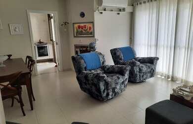 Imagem: O apartamento possui 2 Dormitórios, 3 Banheiros, 1 Vaga na