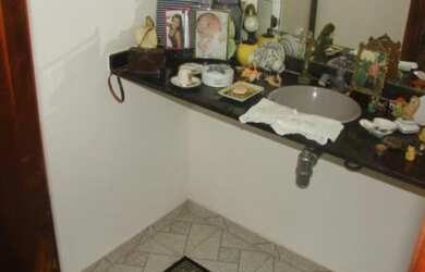 Imagem 8: OPORTUNIDADE. Piscina, Churrasqueira, Área de serviçoe242m² de Área