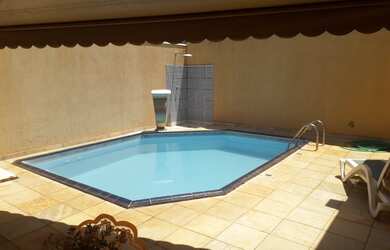 Imagem: A casa em condomínio possui 3 Dormitórios, 3 Banheiros, 4