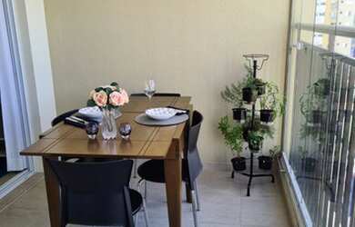 Imagem: O apartamento possui 2 Dormitórios, 2 Banheiros, 2 Vagas na