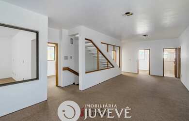 Imagem 11: IMOBILIARIA JUVEVÊ VENDE RESIDENCIA BACACHERI JARDIM SOCIAL4 DORM PRX DREAMLAND COMERCIAL