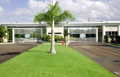 Imagem: O terreno possui 728m² de Área e está localizado em Jardim