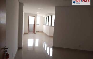 Imagem: O depósito possui 1 Vaga na garagem, 33m² de Área e está