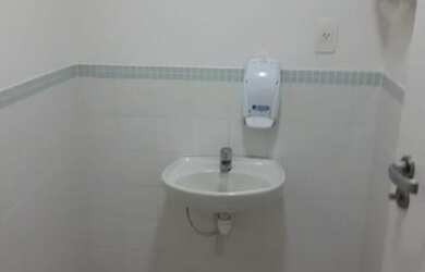 Imagem: O depósito possui 1 Vaga na garagem, 85m² de Área e está