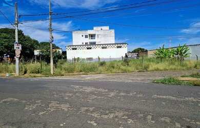 Imagem: O terreno possui 590m² de Área e está localizado em Tubalina