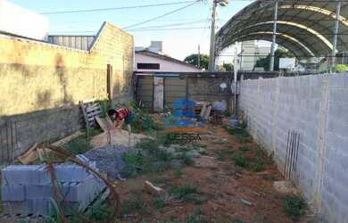 Imagem: O terreno possui 180m² de Área e está localizado em Sítios