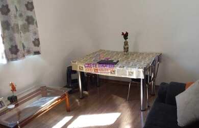 Imagem: O apartamento possui 2 Dormitórios, 1 Banheiro, 1 Vaga na garagem